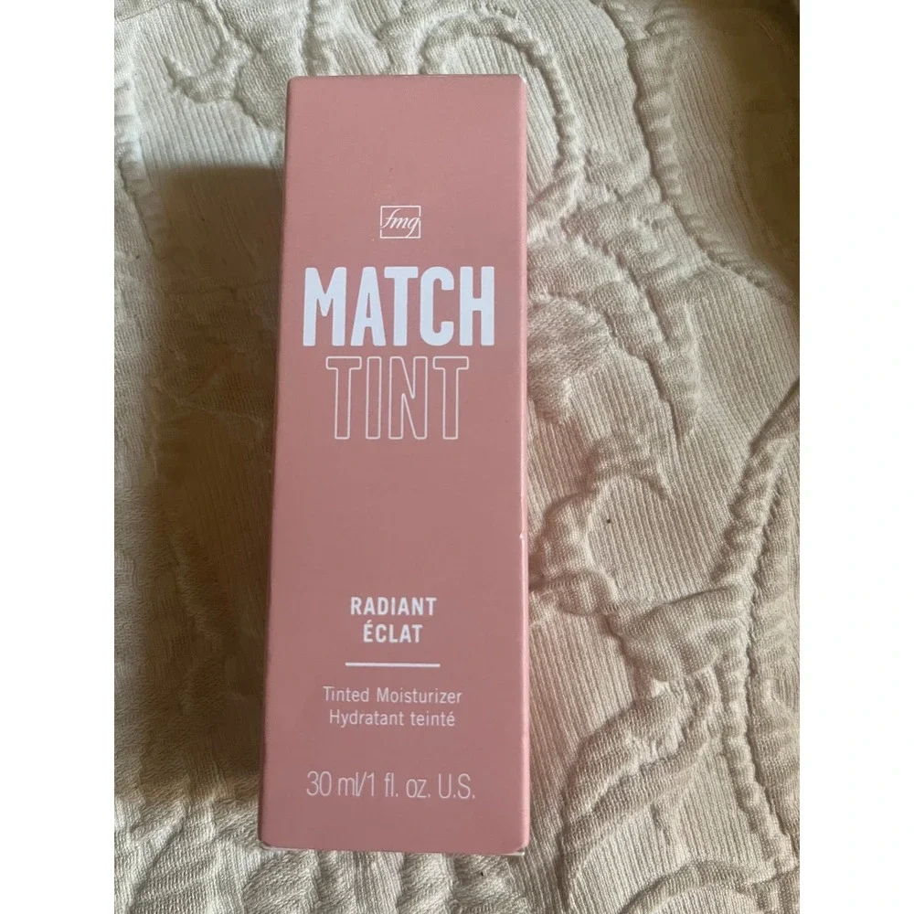 fmg Match Tint Radiant Tinted Moisturizer 30ml 1 fl oz Hydrating Face Makeup‎